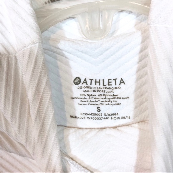 ATHLETA Flurry Base Layer Tank - WHITE - NWT! - Picture 5 of 8